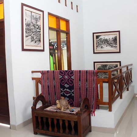 Griya Kedasih Guesthouse Yogyakarta Luaran gambar